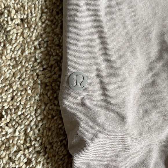 Lululemon workout leggings - Picture 4 of 4
